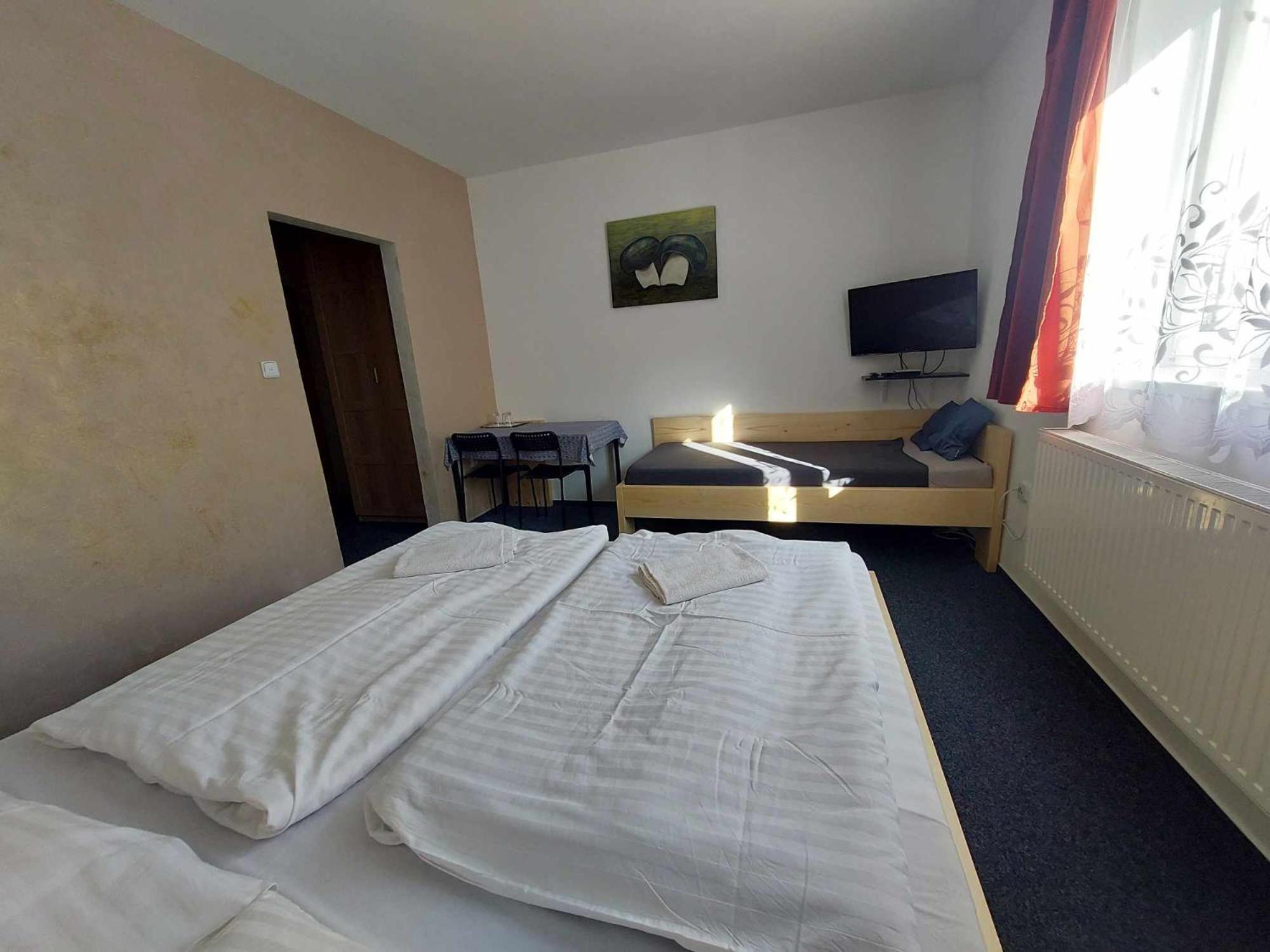 Hotel U Veselé lišky à Hutisko Extérieur photo