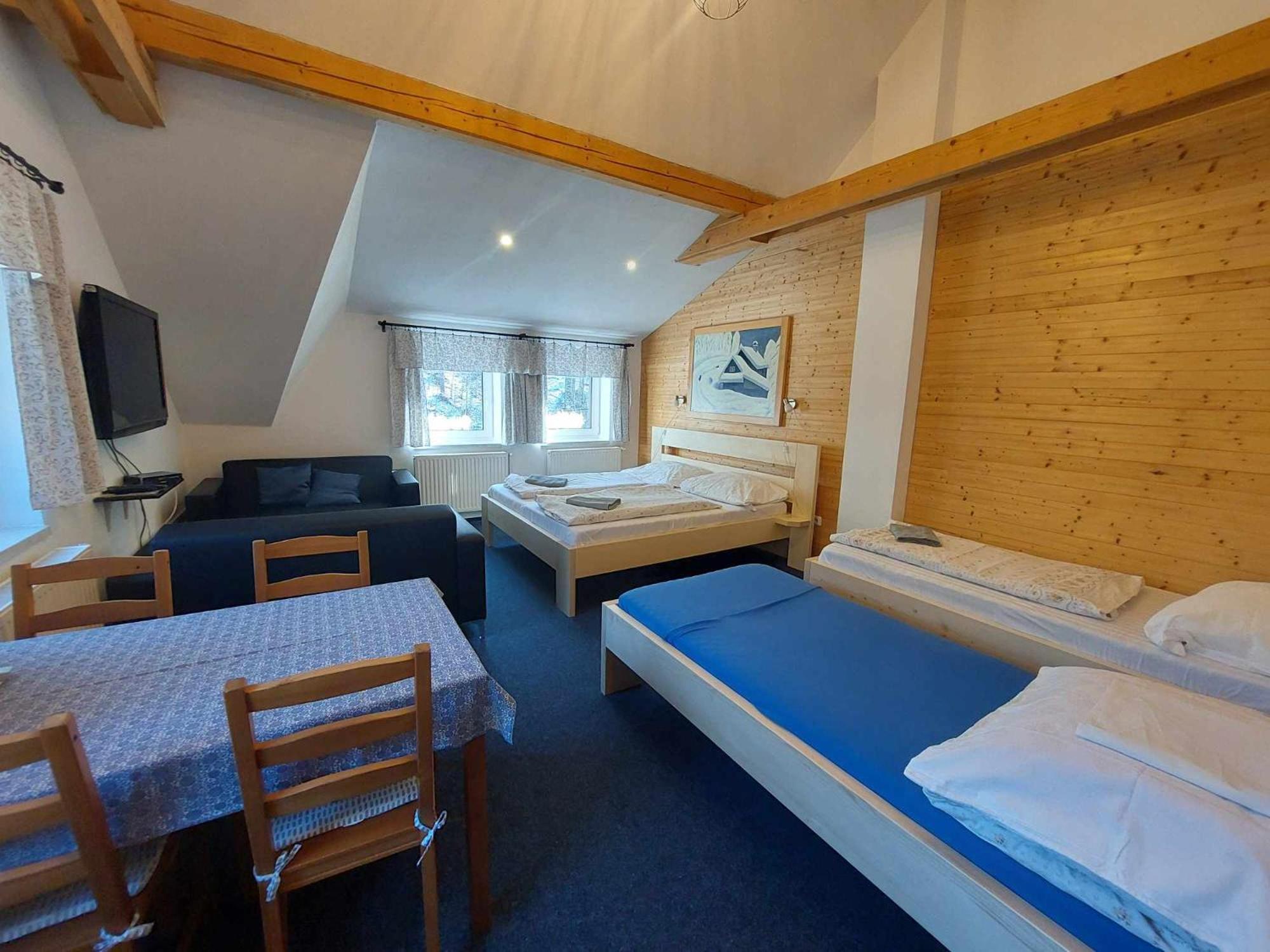 Hotel U Veselé lišky à Hutisko Extérieur photo